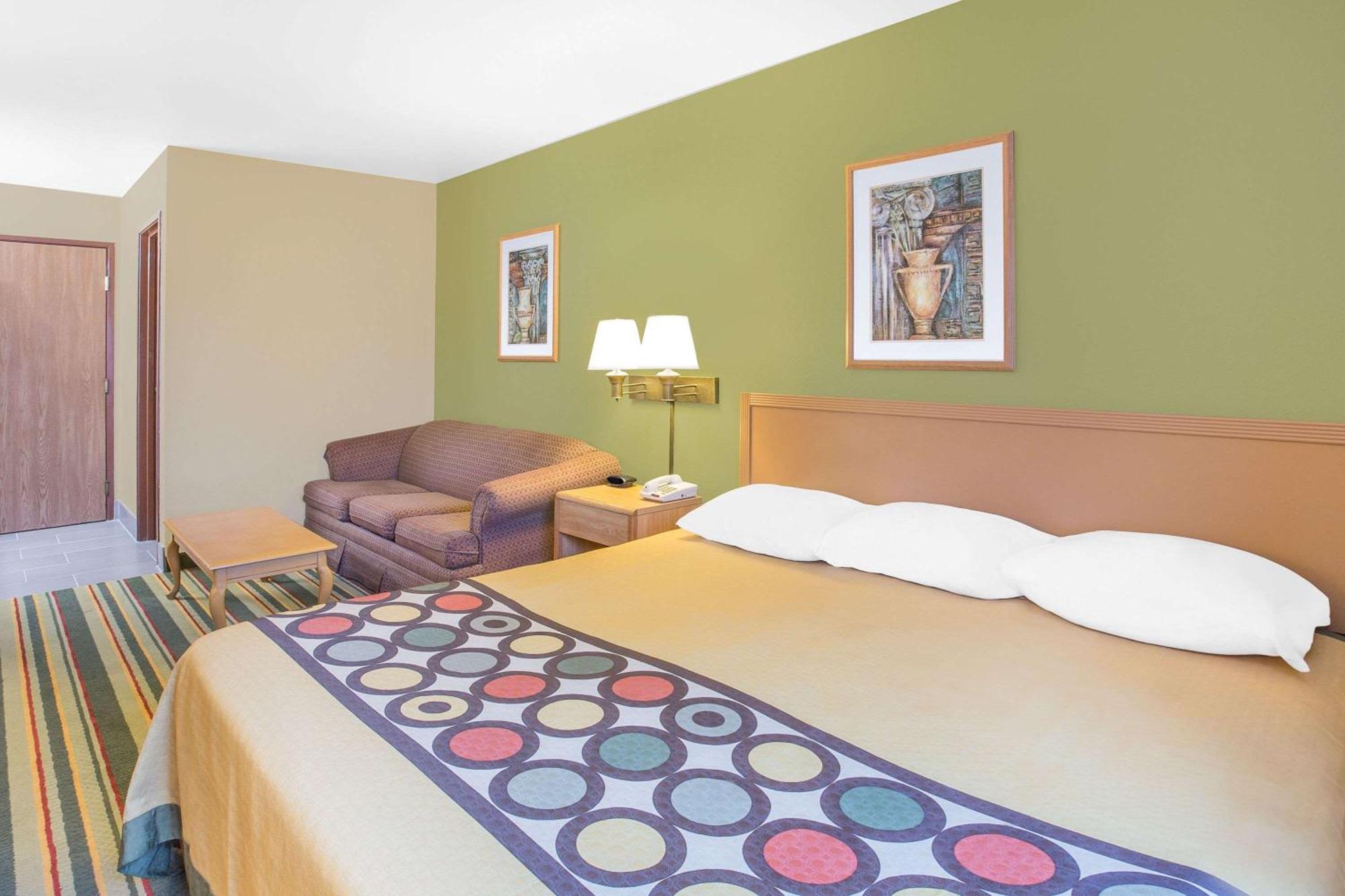 Super 8 By Wyndham East Moline Hotel Kültér fotó